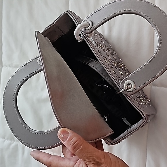 Satin Rhinestone Lady Handbag - Picture 4 of 6